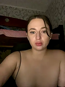 Snapshot of AlisaQSky chatting on 10-17-25, 08:44 AlisaQSky online show from 10-17-25, 08:44