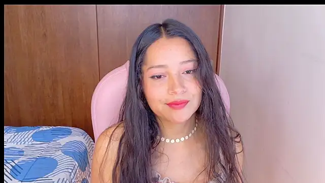 Snapshot of Be_Evil chatting on 10-06-25, 12:13 Be Evil online show from 10-06-25, 12:13