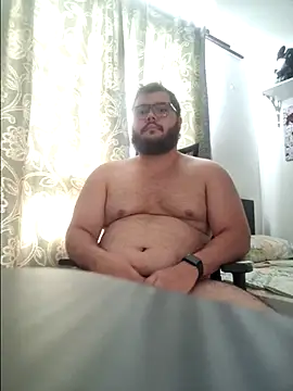 Snapshot of Edmund98 chatting on 12-15-25, 03:27 Edmund98 online show from 12-15-25, 03:27