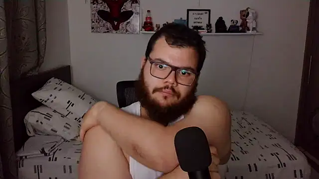 Snapshot of Edmund98 chatting on 12-20-25, 02:07 Edmund98 online show from 12-20-25, 02:07