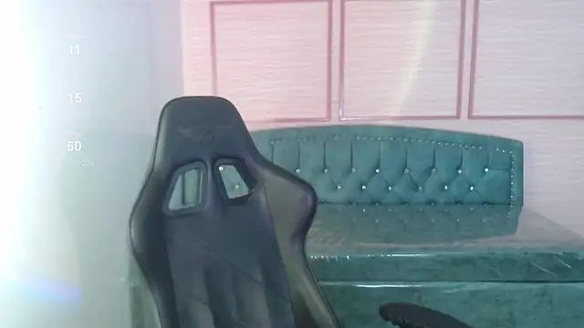 Snapshot of alexa_romero_t chatting on 01-09-26, 12:41 alexa romero t online show from 01-09-26, 12:41