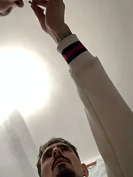 Snapshot of Anonim2026 chatting on 11-08-25, 12:44 Anonim2026 online show from 11-08-25, 12:44