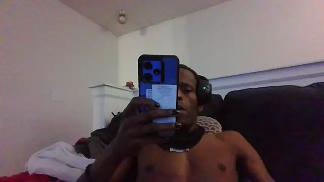 Snapshot of BadazzRXL chatting on 11-08-25, 02:28 BadazzRXL online show from 11-08-25, 02:28