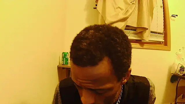 Snapshot of BadazzRXL chatting on 11-28-25, 02:47 BadazzRXL online show from 11-28-25, 02:47