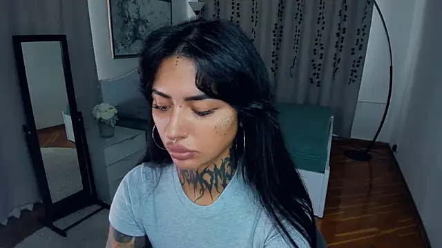 CharimgSabrina online show from 09-27-25, 06:18