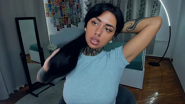 CharimgSabrina online show from 10-03-25, 07:05