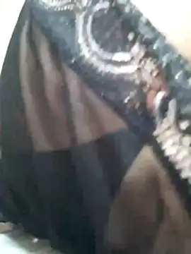 Sandra42 online show from 10-30-25, 02:40