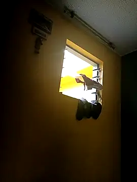 Snapshot of Ariana_Rodriguez chatting on 10-06-25, 12:02 Ariana Rodriguez online show from 10-06-25, 12:02