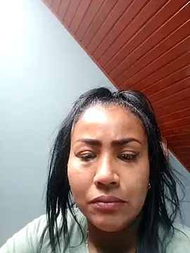 Snapshot of Ariana_Rodriguez chatting on 11-17-25, 11:49 Ariana Rodriguez online show from 11-17-25, 11:49