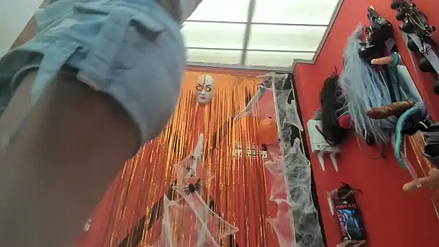 emma morgan 1 online show from 10-25-25, 04:24