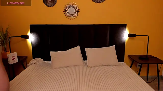 Jessie Curlyy online show from 10-06-25, 03:04