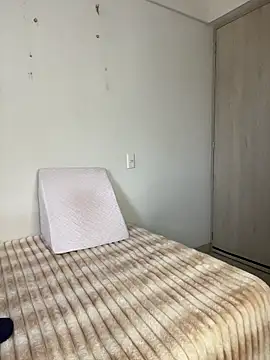 ZaraLuuv online show from 01-06-26, 05:16