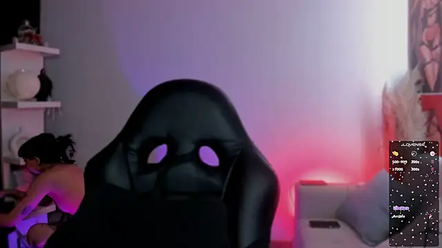 Saraa Desiree online show from 10-18-25, 04:19