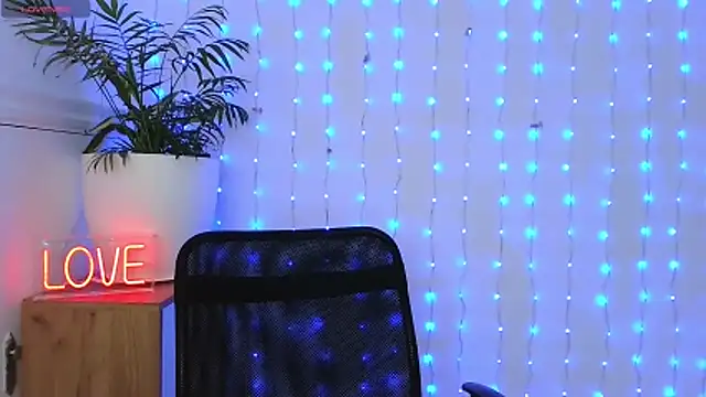 neferutt online show from 01-14-26, 03:28