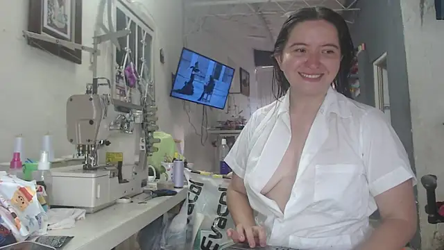 Snapshot of abbydirtys chatting on 11-22-25, 09:03 abbydirtys online show from 11-22-25, 09:03