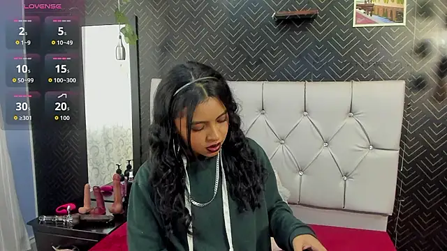 Devil AliceXo online show from 03-18-26, 08:23