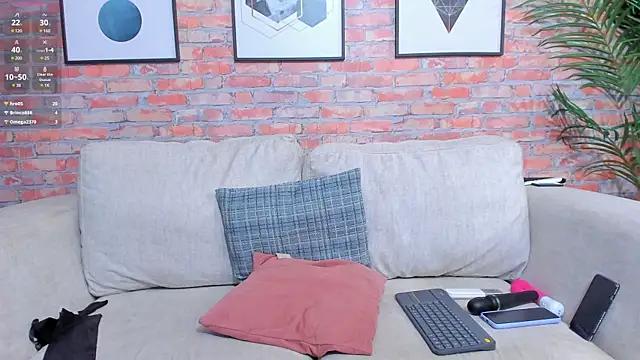 isabella winkler online show from 03-13-25, 12:16