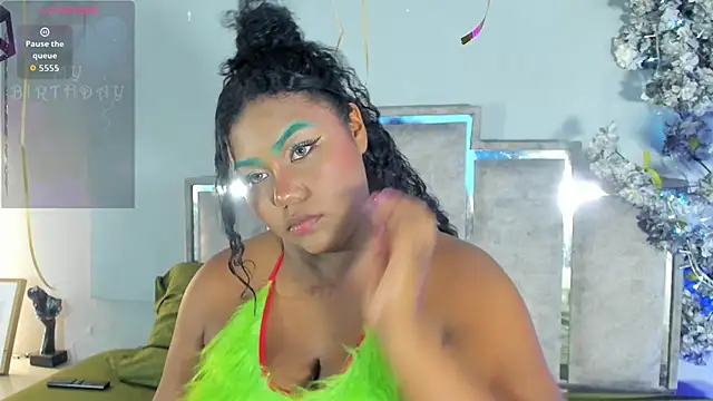 Snapshot of Candaceoweens chatting on 10-16-25, 03:51 Candaceoweens online show from 10-16-25, 03:51