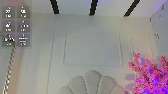 Snapshot of Candaceoweens chatting on 10-24-25, 03:47 Candaceoweens online show from 10-24-25, 03:47