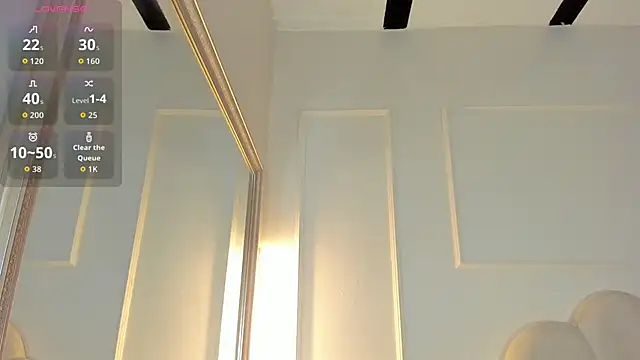 Snapshot of Candaceoweens chatting on 11-13-25, 03:38 Candaceoweens online show from 11-13-25, 03:38