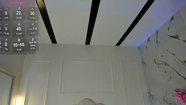 Snapshot of Candaceoweens chatting on 11-22-25, 03:38 Candaceoweens online show from 11-22-25, 03:38