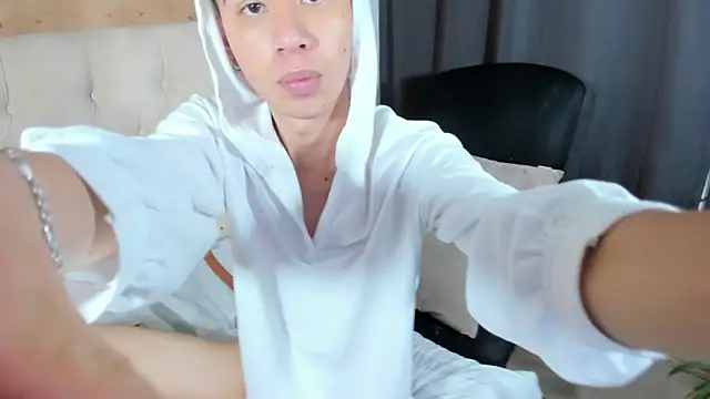 Snapshot of dads_rider chatting on 03-04-25, 08:57 dads rider online show from 03-04-25, 08:57