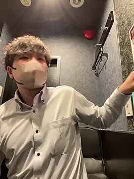 Snapshot of waka3232 chatting on 03-17-26, 11:02 waka3232 online show from 03-17-26, 11:02