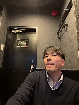 Snapshot of waka3232 chatting on 03-24-26, 10:42 waka3232 online show from 03-24-26, 10:42