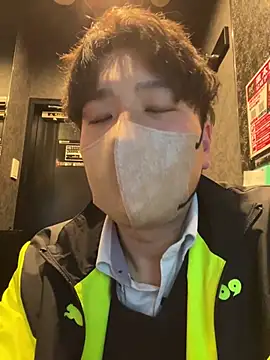 Snapshot of waka3232 chatting on 03-27-26, 11:10 waka3232 online show from 03-27-26, 11:10