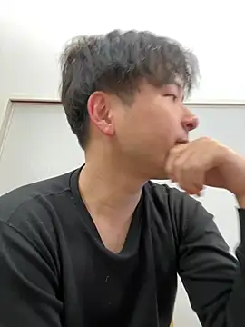 Snapshot of waka3232 chatting on 04-01-26, 04:24 waka3232 online show from 04-01-26, 04:24