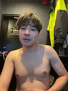 Snapshot of waka3232 chatting on 04-08-26, 11:21 waka3232 online show from 04-08-26, 11:21