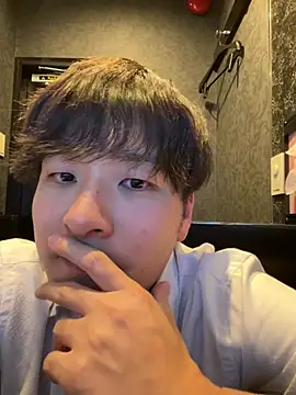 Snapshot of waka3232 chatting on 04-16-26, 11:11 waka3232 online show from 04-16-26, 11:11