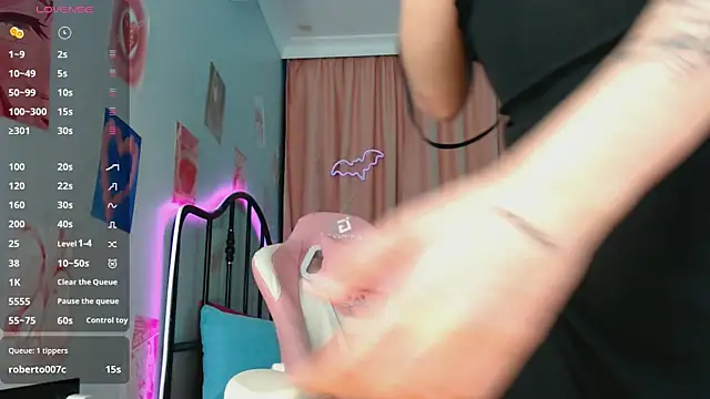 Cassie Scott online show from 10-13-25, 08:53