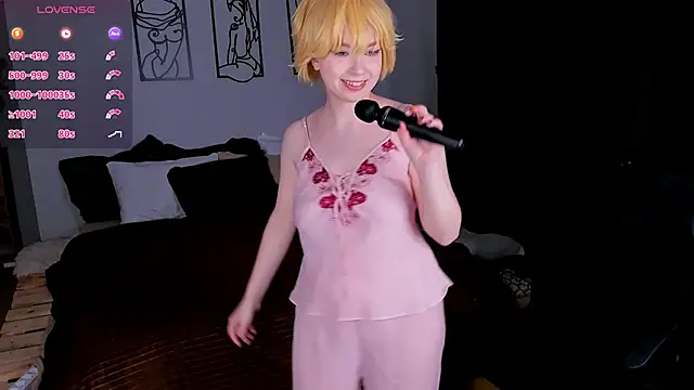 Daine Pastry online show from 03-11-25, 01:12