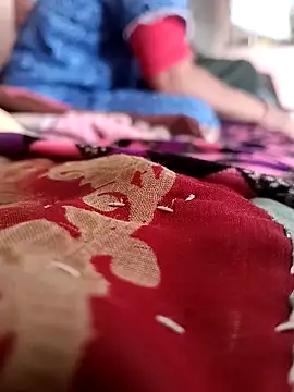 Snapshot of adp-007 chatting on 02-13-26, 04:19 adp-007 online show from 02-13-26, 04:19