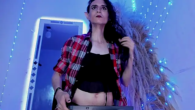 arthemisa hot online show from 10-24-25, 01:40