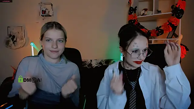 mona cloud online show from 10-20-25, 07:14