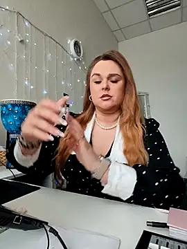 Snapshot of Juicy_PeachLux chatting on 02-08-26, 07:45 Juicy PeachLux online show from 02-08-26, 07:45