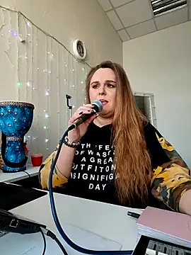 Snapshot of Juicy_PeachLux chatting on 02-13-26, 07:37 Juicy PeachLux online show from 02-13-26, 07:37