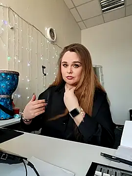 Snapshot of Juicy_PeachLux chatting on 02-18-26, 06:42 Juicy PeachLux online show from 02-18-26, 06:42