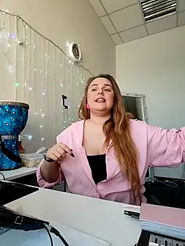 Snapshot of Juicy_PeachLux chatting on 02-19-26, 06:53 Juicy PeachLux online show from 02-19-26, 06:53