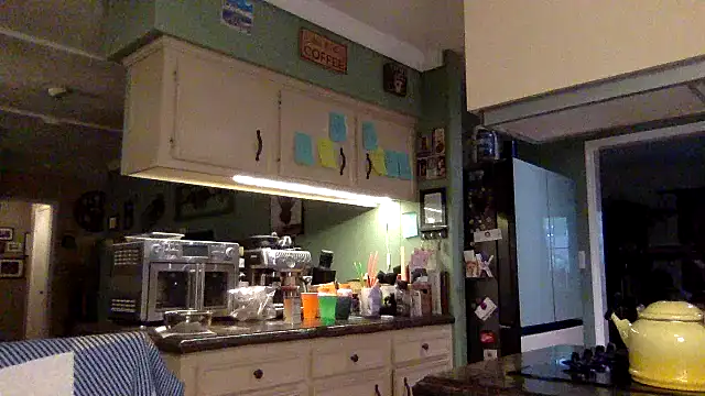 superbearboss online show from 12-05-25, 02:36