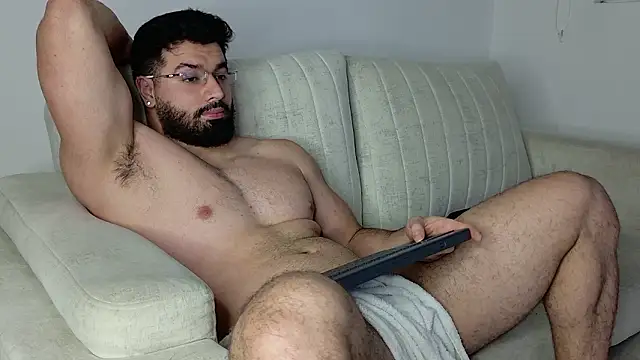 Snapshot of Roman_Lux chatting on 02-03-26, 06:40 Roman Lux online show from 02-03-26, 06:40