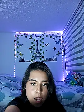 Snapshot of AlessiaFischer17 chatting on 03-17-25, 08:19 AlessiaFischer17 online show from 03-17-25, 08:19