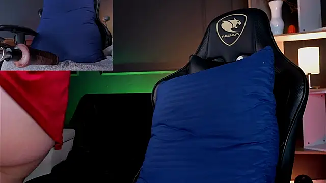 Sabrina stark online show from 10-31-25, 08:43