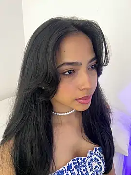 Snapshot of _Emily_Thompson_ chatting on 02-07-26, 11:08 Emily Thompson online show from 02-07-26, 11:08