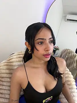 Snapshot of _Emily_Thompson_ chatting on 02-28-26, 07:04 Emily Thompson online show from 02-28-26, 07:04