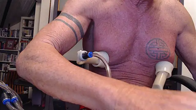 munichrubber online show from 10-06-25, 05:10