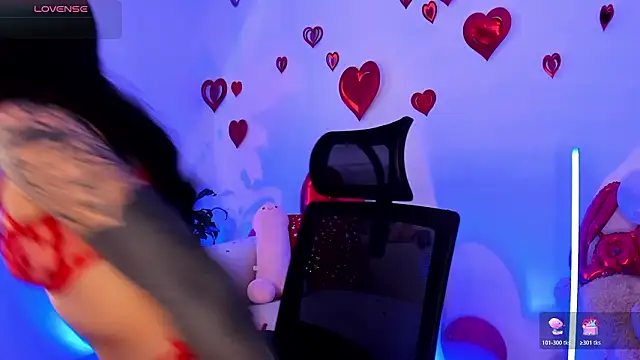 Snapshot of Hi_Soyfer chatting on 02-13-26, 06:59 Hi Soyfer online show from 02-13-26, 06:59