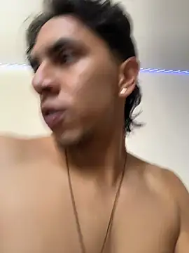 Monkey uchiha777 online show from 02-26-26, 06:07